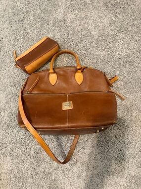 Vintage Dooney & Bourke Dillen Double Pocket Brown Leather Satchel